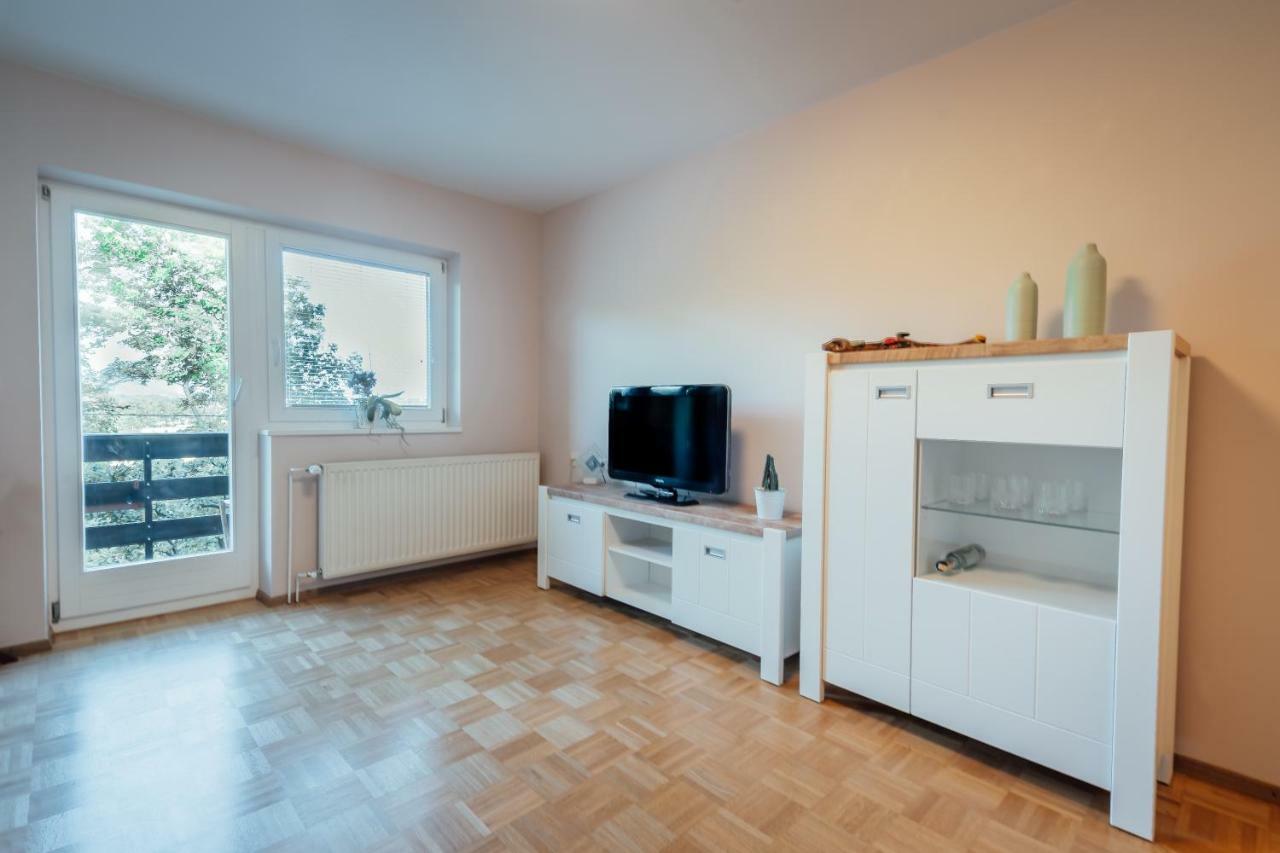 Apartma Arnez بليد المظهر الخارجي الصورة